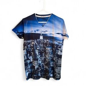 True Vintage Y2K NYC Blue Cityscape Graphic T-Shirt Men’s Small